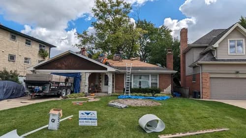 Estate Exteriors - Photo 5