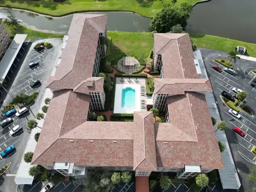 Evans Roofing of Tampa Bay - Photo 2