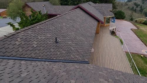 Evergreen construction and roofing - Photo 1