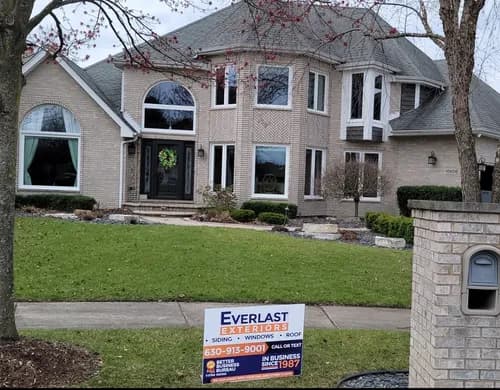 Everlast Exteriors Of Illinois Inc - Photo 1
