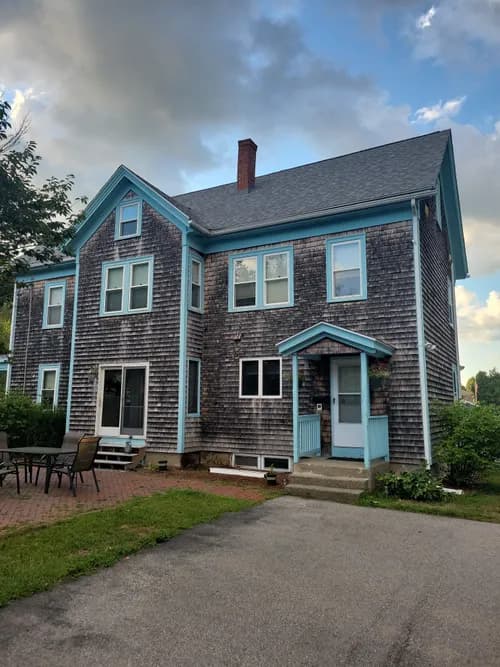 Exclusive Roofing Inc. - Photo 4