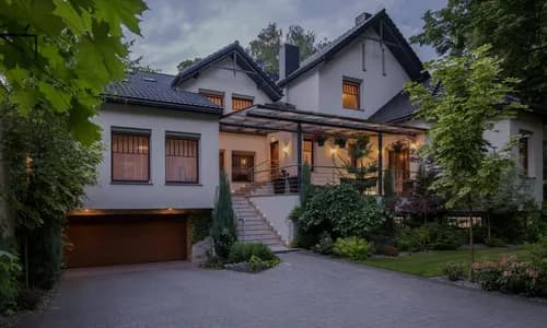 Extra Mile Roofing LLC