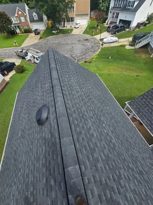 F ROOFING INC - Photo 2