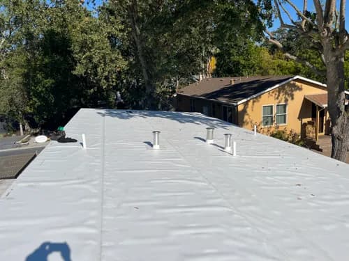 Fredy's Roofing Inc. - Photo 2