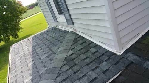 Garcias roofing & siding Inc - Photo 4