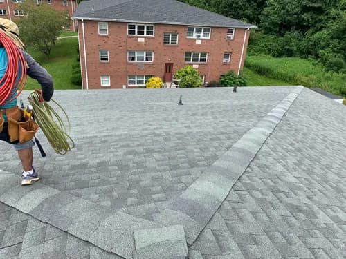 H&R Roofing & Remodeling and Air Duct Cleaning Services - Photo 1