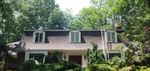 H. Recinos Roofing Contractors - Photo 3