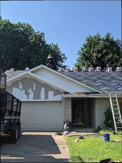 Henry & Sons Roofers - Photo 4