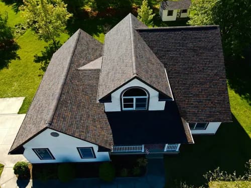 Hof Roofing & Construction Parma - Photo 1