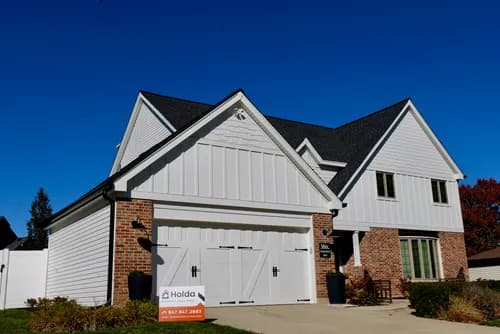 Holda Construction Roofing and Siding - Photo 1