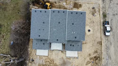 HOOSIER ROOFING & EXTERIORS - Photo 3