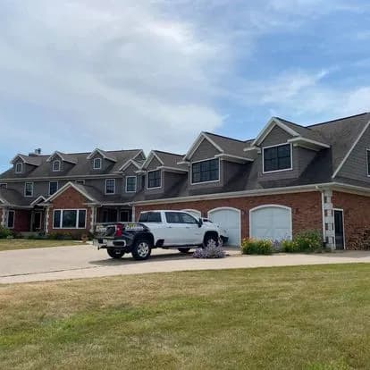 Iowa Legends Roofing & Remodeling - Photo 1