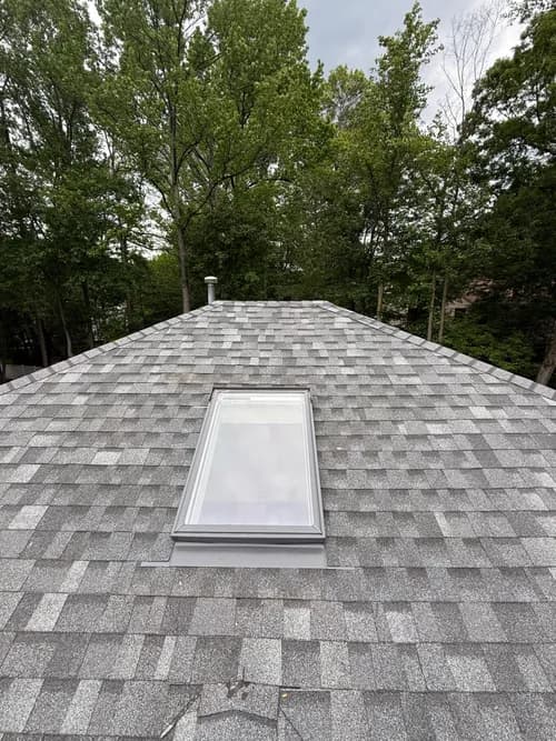 Ipro Roofing & Construction - Photo 1