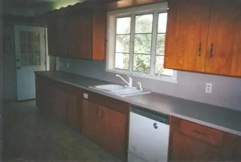 Israel Trevino Roof and Home Repair - Photo 2