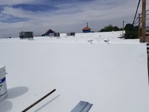 J & R Roofing - Photo 1