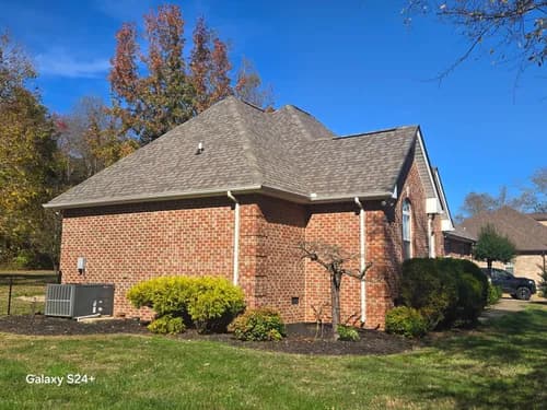 Jewell Roofing & Exteriors - Photo 2