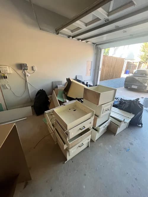 Kemendo Roofing and Construction Co - Photo 3