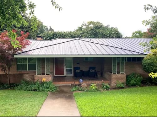 Kemendo Roofing and Construction Co - Photo 5