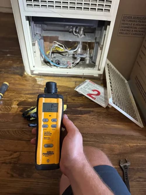 LA Roof Masters Service - Photo 3