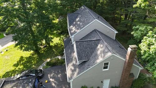 LA Roofing LLC - Photo 2