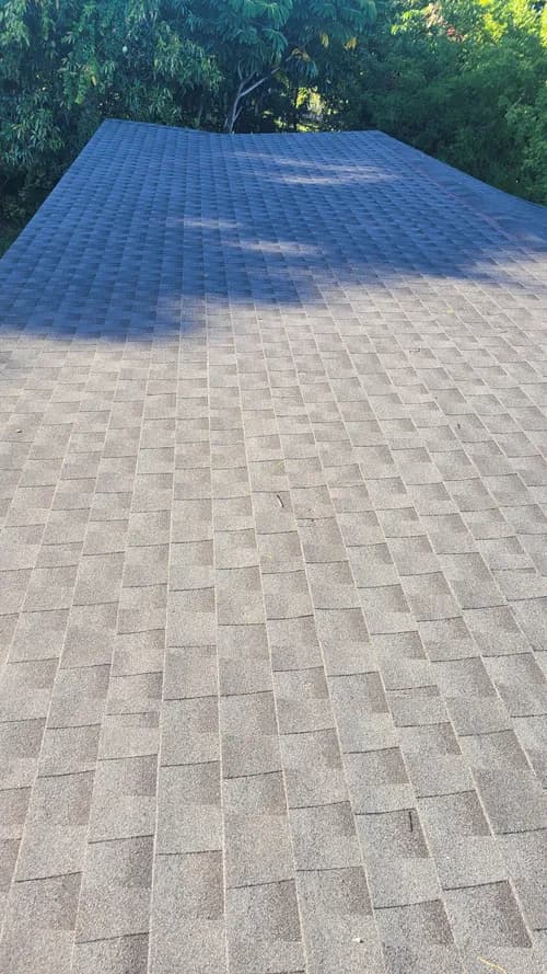 Lake Erie Roofing and Construction - Photo 4