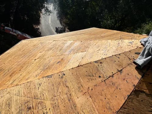 LB Harbors Roofing Inc - Photo 4