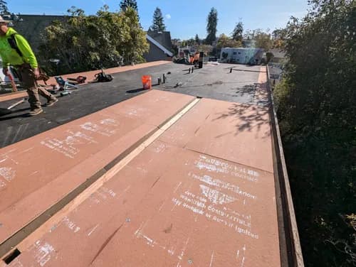 Leon Brothers Roofing Company - Photo 3