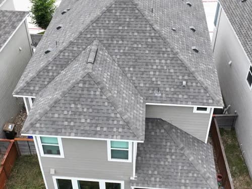 LOA Construction and Austin Roofing - Photo 1