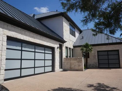 LOA Roofing and Construction - Photo 2