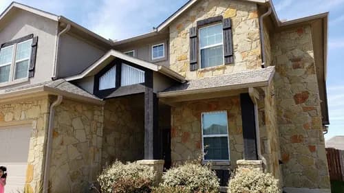 Lone Star Roofing & Gutters - Photo 3