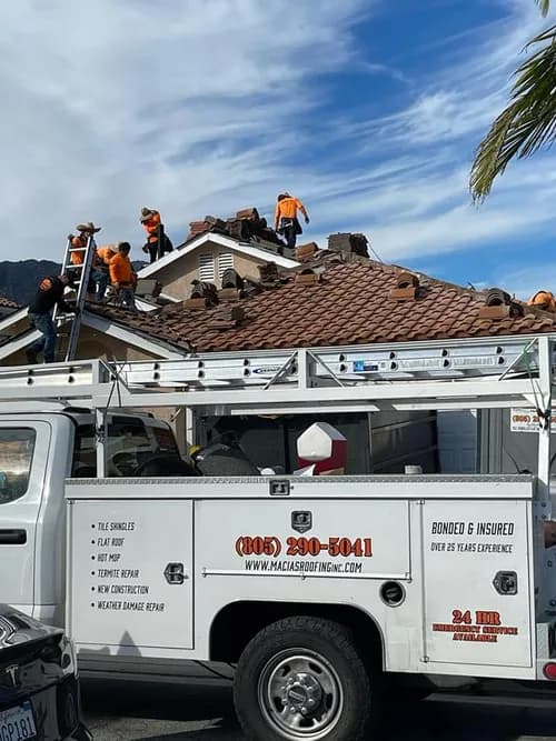Macias Roofing Inc. - Photo 1