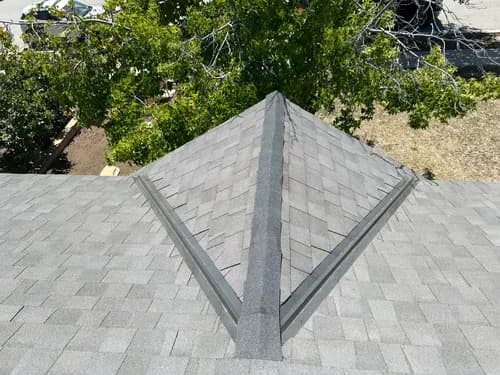 Macias Roofing Inc. - Photo 4