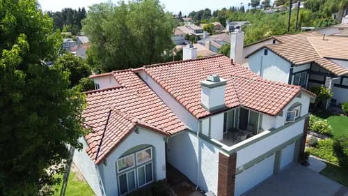 Macias Roofing Inc. - Photo 3