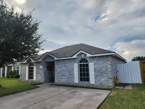 Martinez Roofing & Restoration