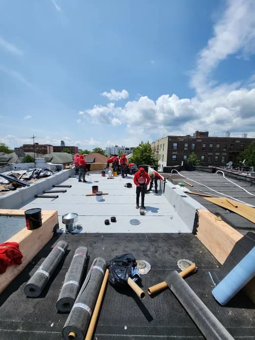 Mineola Roofing and Siding Corp. - Photo 1