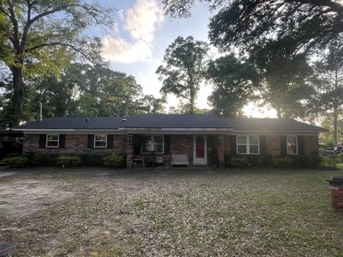 Mobile Bay Roofing & Construction - Photo 1