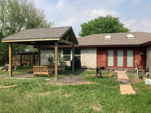 Mocean Roofing & Construction - Photo 3