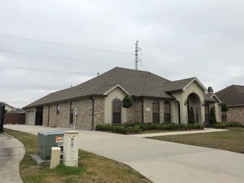 New Orleans Roofing and Gutters - Photo 5