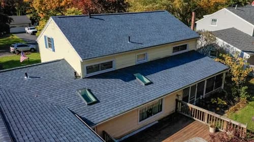 Oaks Roofing & Siding - Photo 3