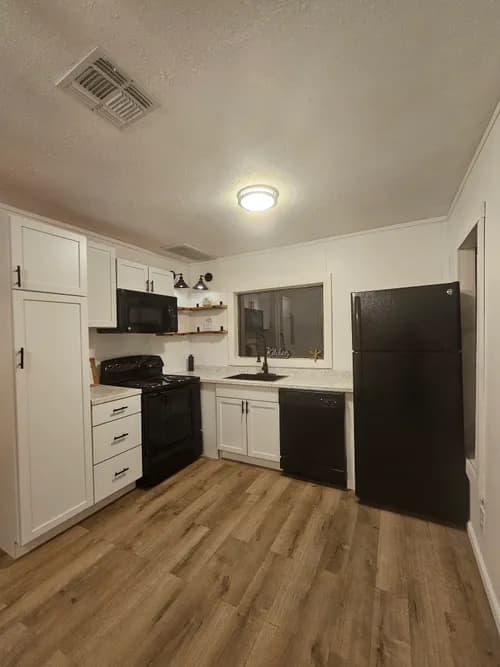 OakTree Management Group LLC - Photo 5