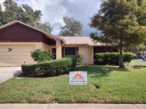 Parlament Roofing and Construction - Photo 2