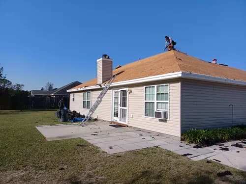 Professional Roofing Solutions - Photo 1