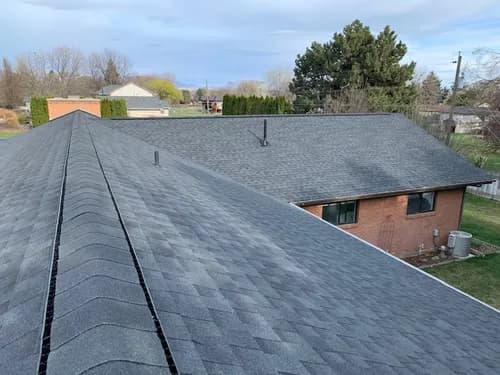 Regatta Roofing - Photo 1