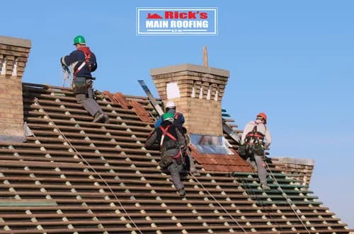 Rick's Main Roofing Ltd - Photo 4