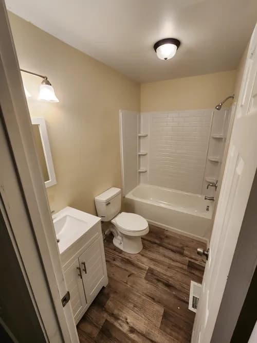 Riverstone Construction and Home Improvement Company - Photo 5