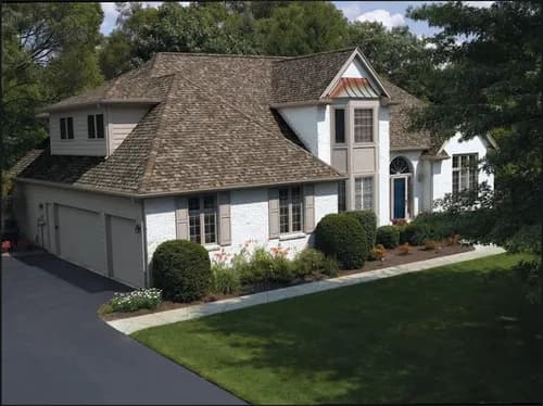 Robinson Brothers Roofing & Construction - Photo 3