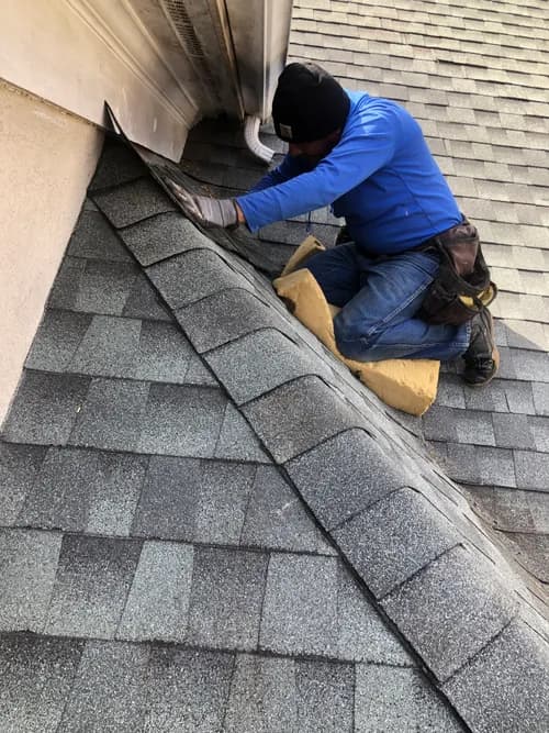 Roofing And Siding Repair Tech LLC. - Photo 3