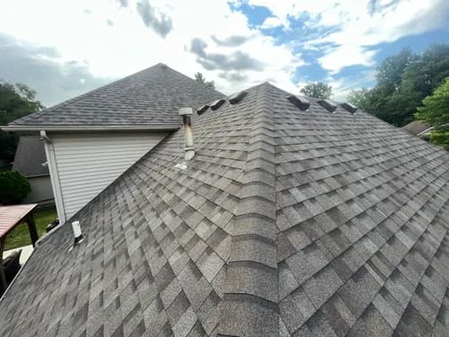 Salinas Roofing, Siding, & Exteriors - Photo 3