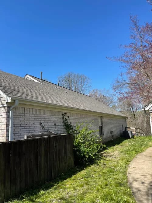 Southern Roofing & Renovations - Photo 1