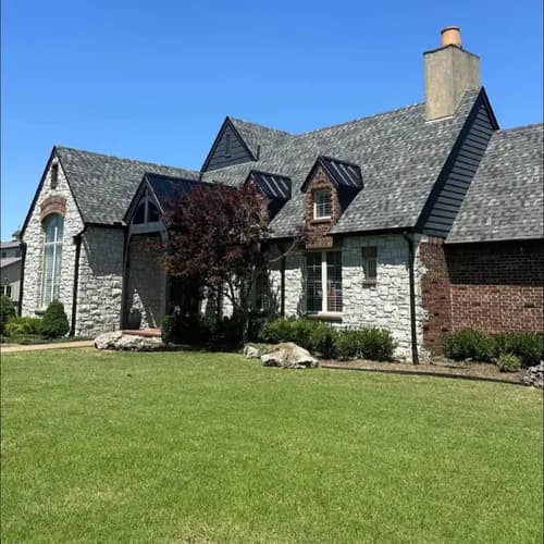 Standard Roofing & Contracting - Photo 4